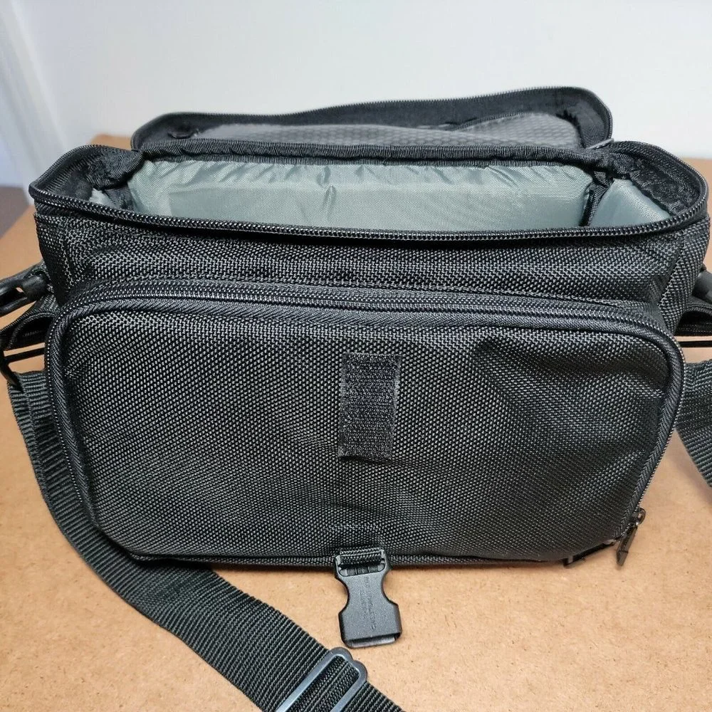 Tamrac Camera Digital Series Bag Shoulder Strap Travel Carry Handle Belt Loop